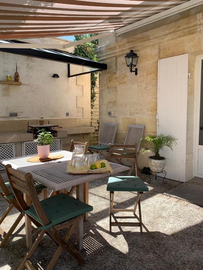 Batisse En Pierre XVII Siecle 115 M² Avec Terrasse Villa Ambares-et-Lagrave Exterior photo