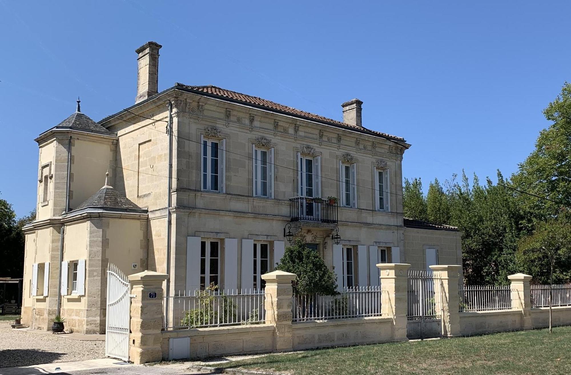 Batisse En Pierre XVII Siecle 115 M² Avec Terrasse Villa Ambares-et-Lagrave Exterior photo